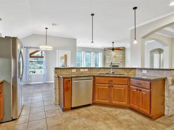 180 Harris Dr, Austin, TX 78737