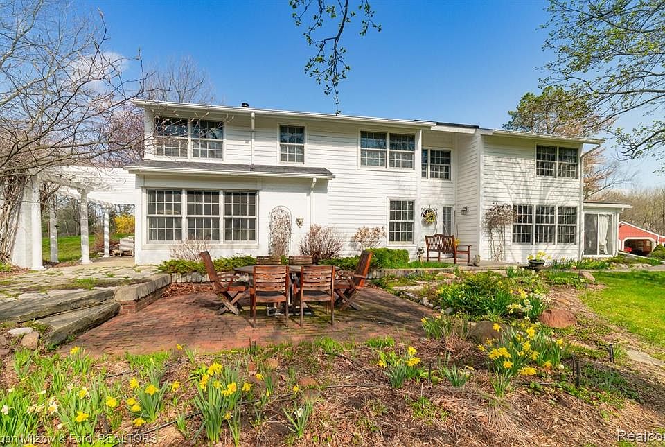 5991 Winkler Mill Rd, Rochester, MI 48306 Zillow