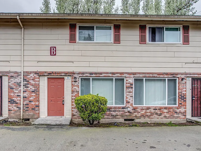 Shenandoah Gardens Apartments — Photo 8
