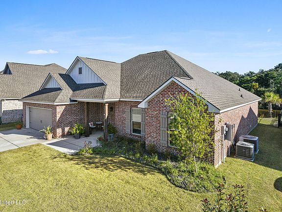 4th image of 13334 Marys Way