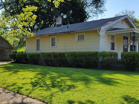 3rd image of 3033 Forest Manor Ave