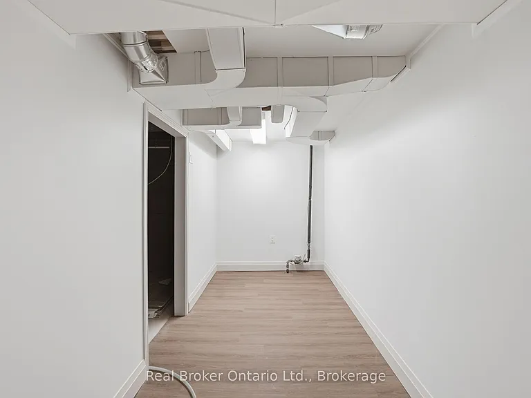 571 Leonard Ct — Photo 35