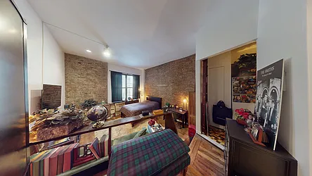 Rented by Bond New York