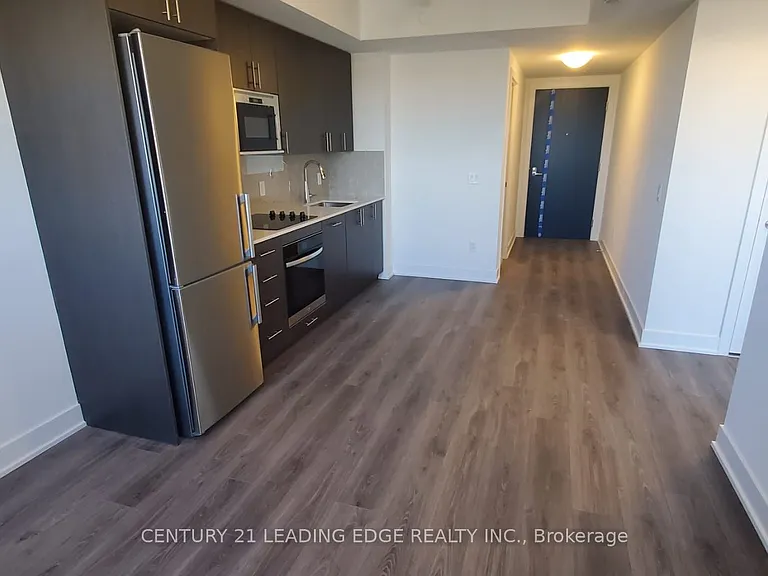 2545 Simcoe St N #803 — Photo 4
