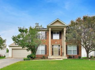 871 Tiffany Farms Rd, Antioch, IL 60002