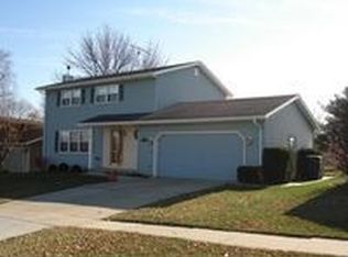 758 Wildwood Rd, Waterloo, IA 50702