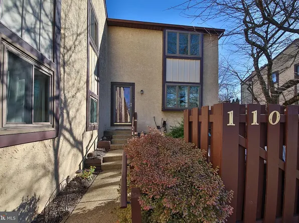 110 Palace Ct, Chalfont, PA 18914