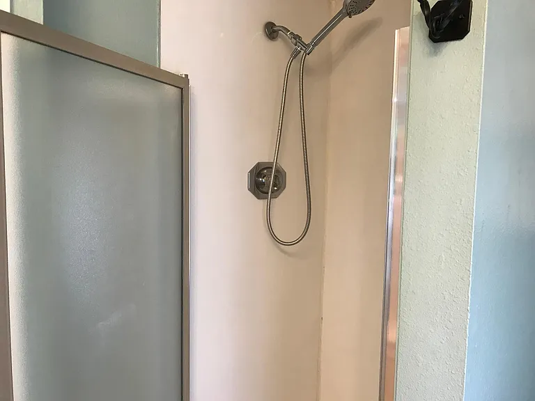 515 Foote St SW #3 — Photo 14