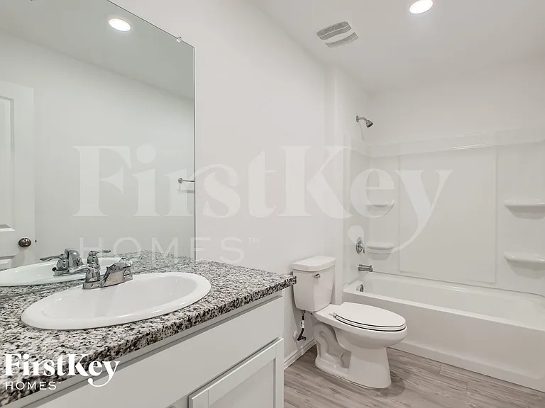 1335 White Willow — Photo 24