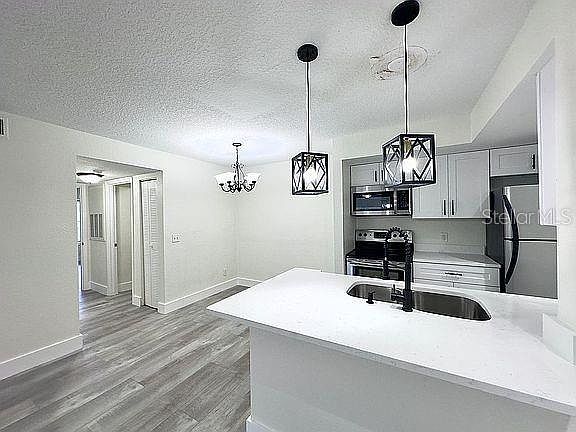 5th image of 5140 Conroy Rd #27