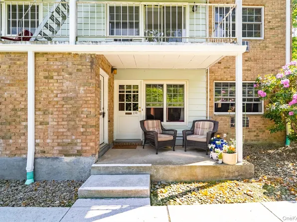 1840 Crompond Road #7A8, Peekskill, NY 10566
