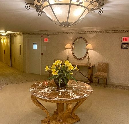 5th image of 1 Claridge Dr APT 113