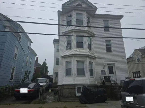 158 Thompson St, New Bedford, MA 02740