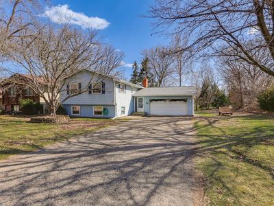 2242 William Tell Rd, Saint Paul, MN, 55119