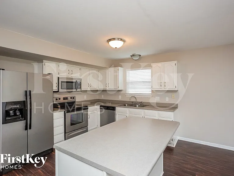 15391 Wandering Way — Photo 4