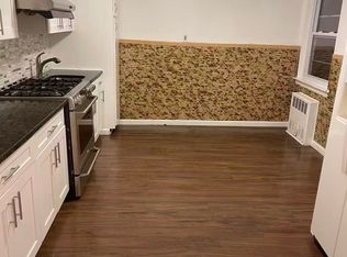 6132 219th St FLOOR 2, Oakland Gardens, NY 11364