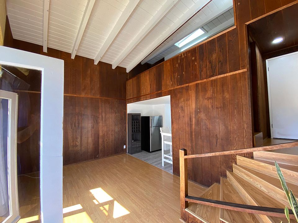 1st image of 4400 Ocean Dr #1