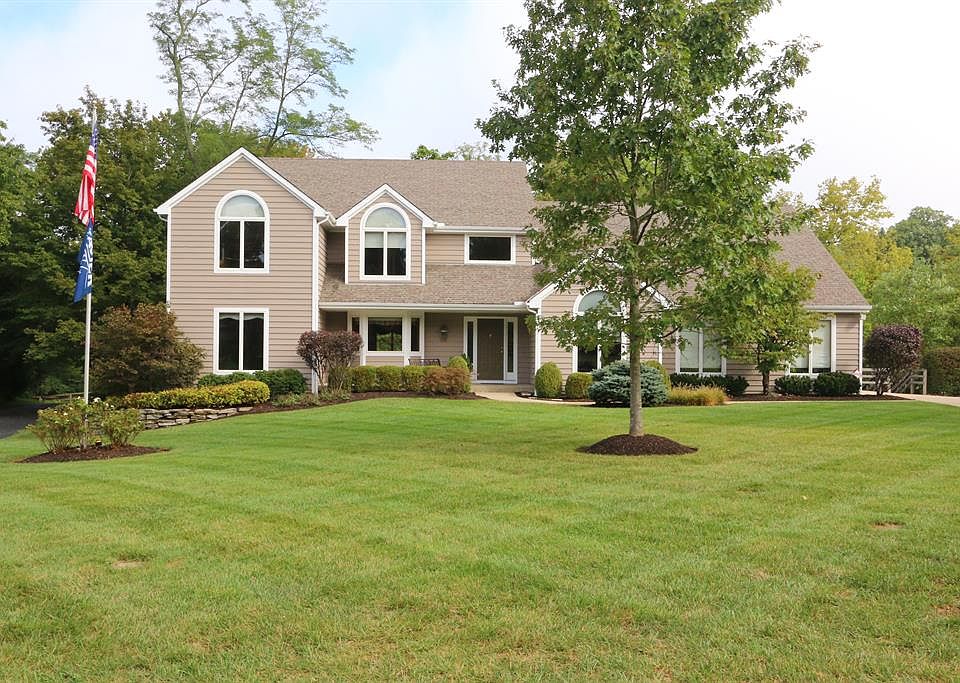 1st image of 566 Miami Trace Ct