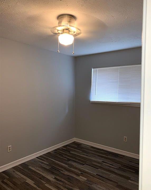1st image of 15358 Chipman Ln #5358
