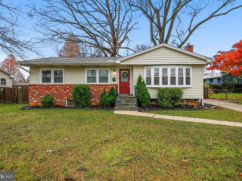 1st image of 13922 Bauer Dr