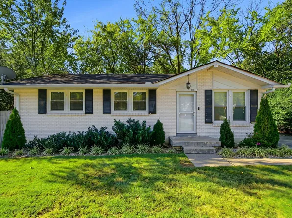 110 Carden St, Hendersonville, TN 37075