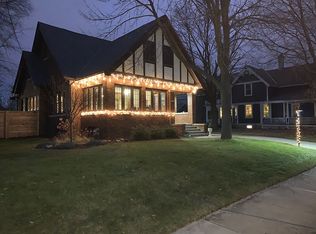 1637 12th Ave, Grafton, WI 53024