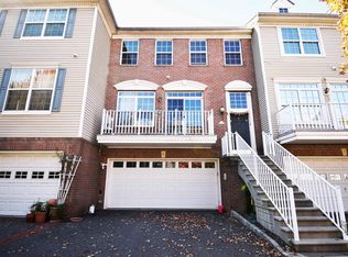 9 Dempsey Ct #9, Jersey City, NJ 07305