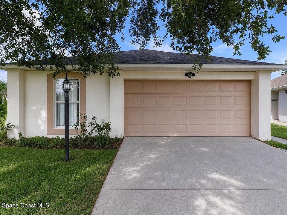 1st image of 2153 Redwood Cir NE