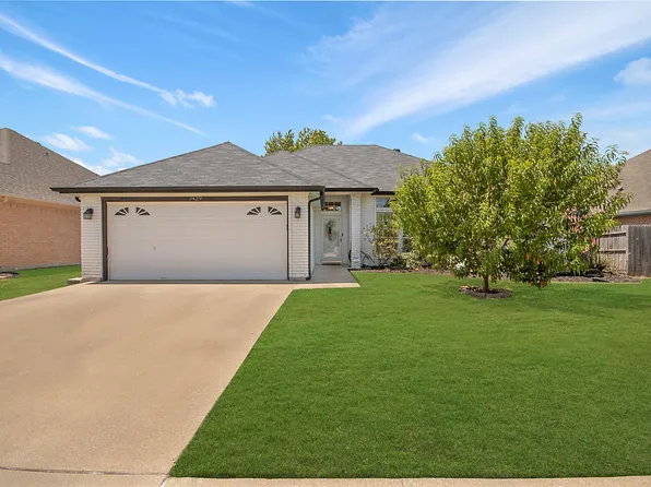 7429 Amber Dr, Watauga, TX 76148