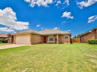 2218 97th St, Lubbock, TX 79423