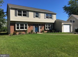 41 Melbourne Ln, Willingboro, NJ 08046
