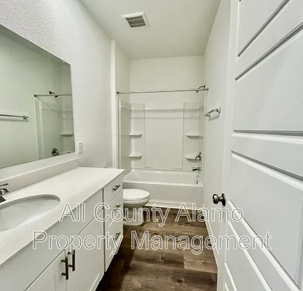4153 Bermuda Ln — Photo 7