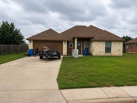 2nd image of 1823 Vista View Dr