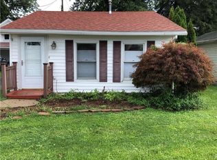 4360 E Lake Rd, Sheffield Lake, OH 44054