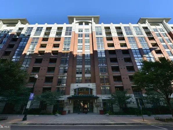 1021 N Garfield St #B39, Arlington, VA 22201