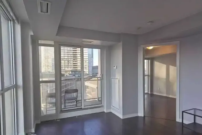 38 Grand Magazine St #1128 — Photo 4