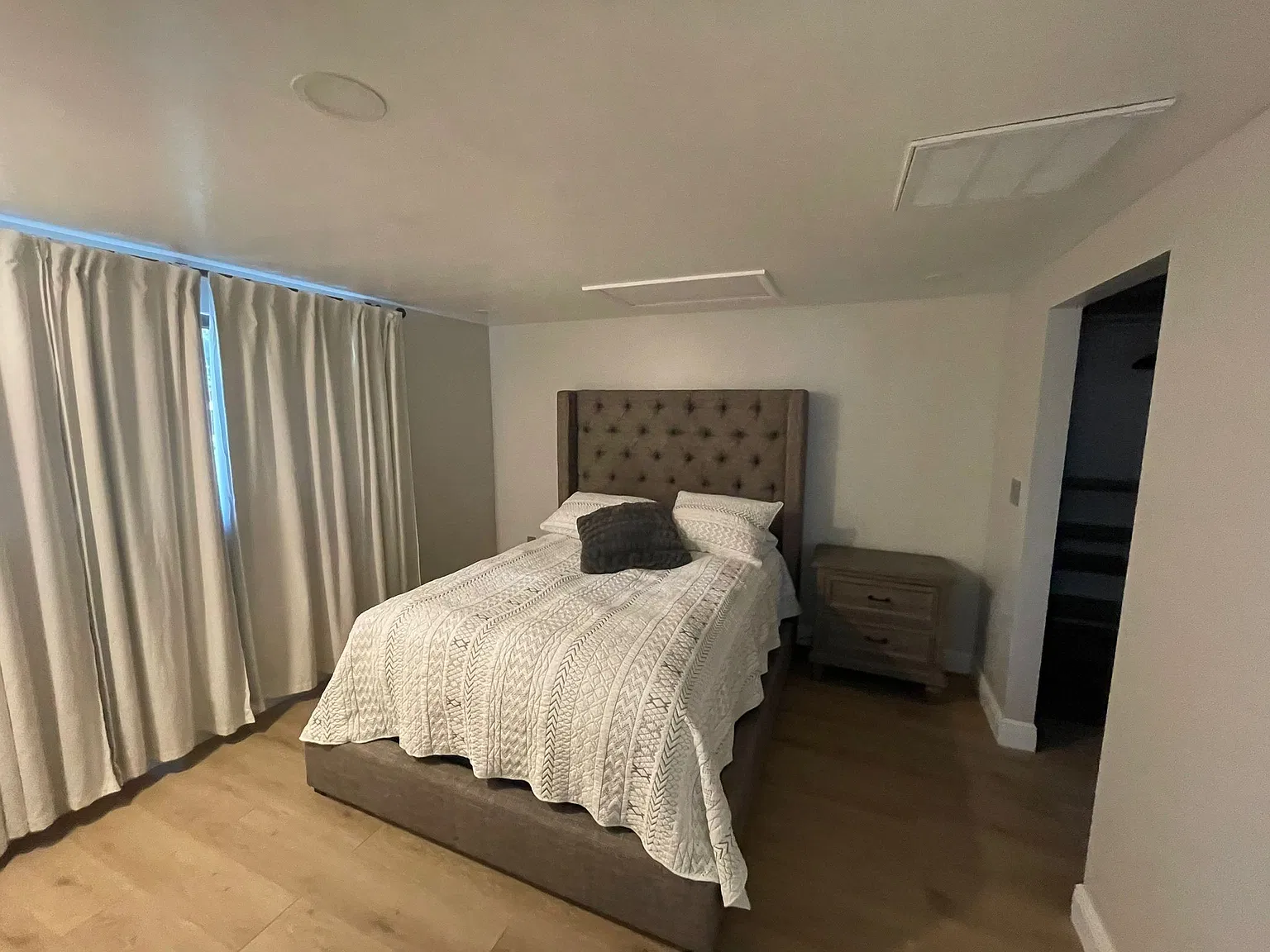 2 bed, 2.5 bath, 854 sqft, $2,150 — Photo 3