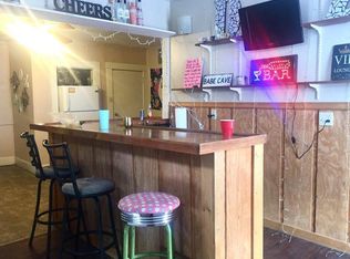 1420 7th St, Charleston, IL 61920