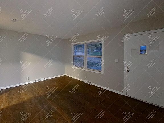 3rd image of 4322 Laurel Ave