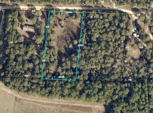 Pecan Ln, Holt, FL 32564