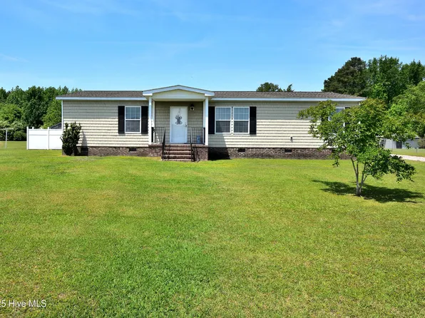 1424 Wood Duck Road, Elm City, NC 27822