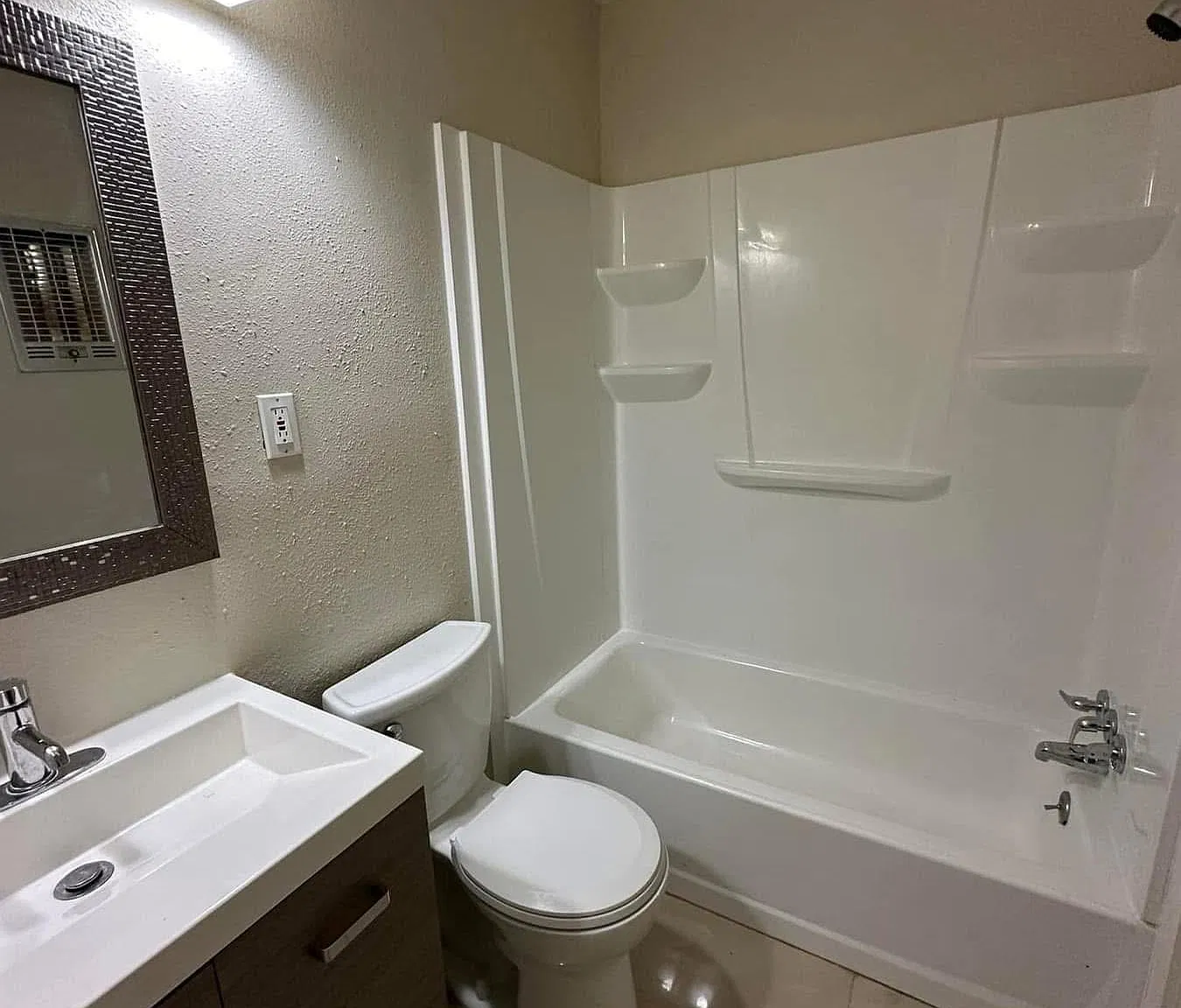 3338 Marguarite Dr — Photo 4