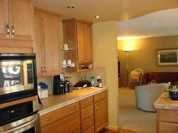 5th image of 2489 Willowdale Dr