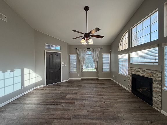 3rd image of 2785 E Shea Dr