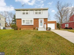 7027 Campbell Ave, Pennsauken, NJ 08109