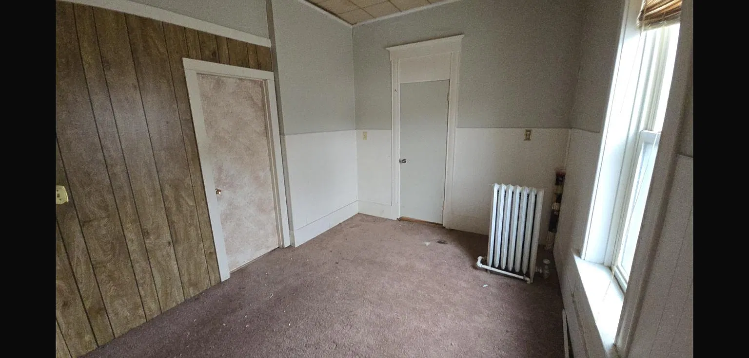 2 bed, $750 — Photo 2