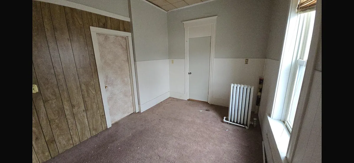 Building Photo - 297 Oak St #D