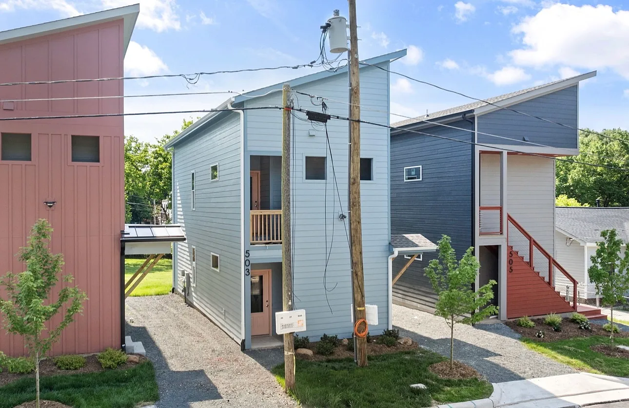 501 Sparella Street — Photo 2