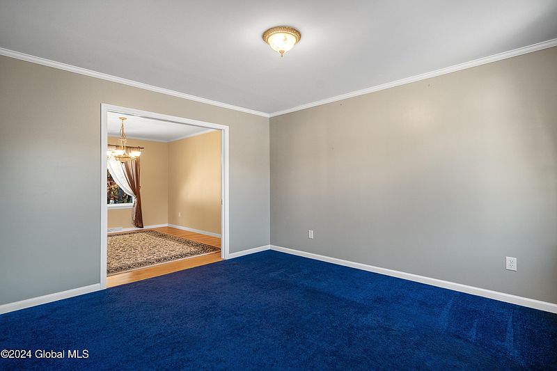 4th image of 16 Highland Court