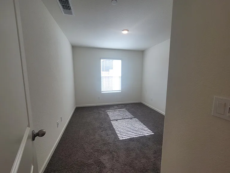 2272 Malkin Ct — Photo 9